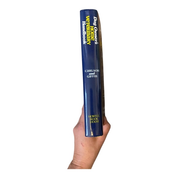 “Dog owners home veterinary handbook” hardcover - Picture 3 of 15